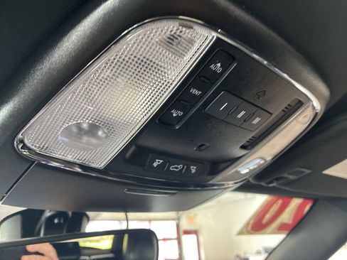 Used 2020 Jeep Grand Cherokee Altitude AWD/4WD image 41