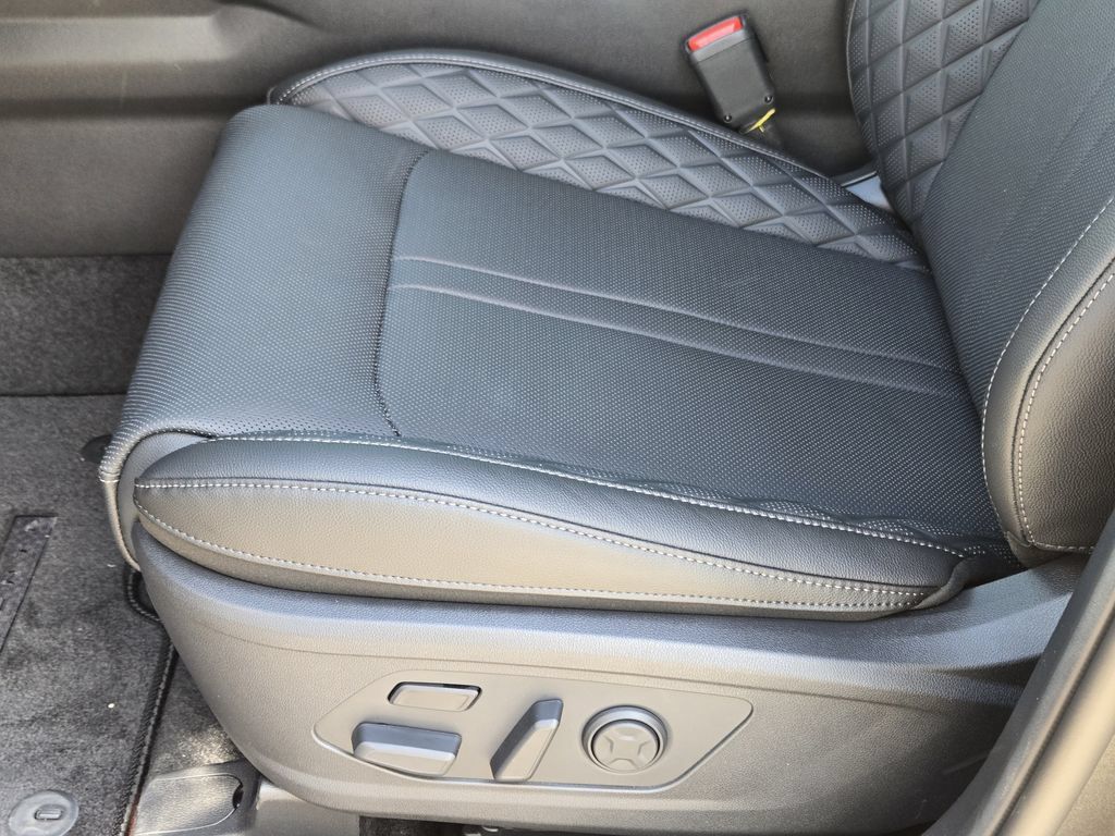 New 2026 Kia Sorento SX Prestige AWD/4WD image 17