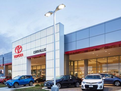 Used 2022 Toyota Camry XSE w/ Navigation Upgrade Package image 30