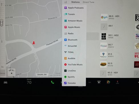 Used 2022 Tesla Model S image 27