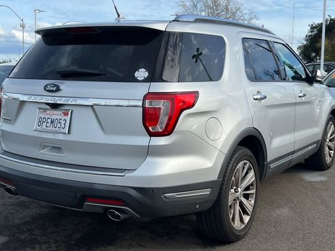 Used 2019 Ford Explorer Limited w/ Class III Trailer Tow Package image 2
