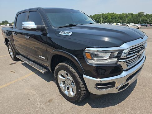 Used 2022 RAM 1500 Laramie AWD/4WD image 5