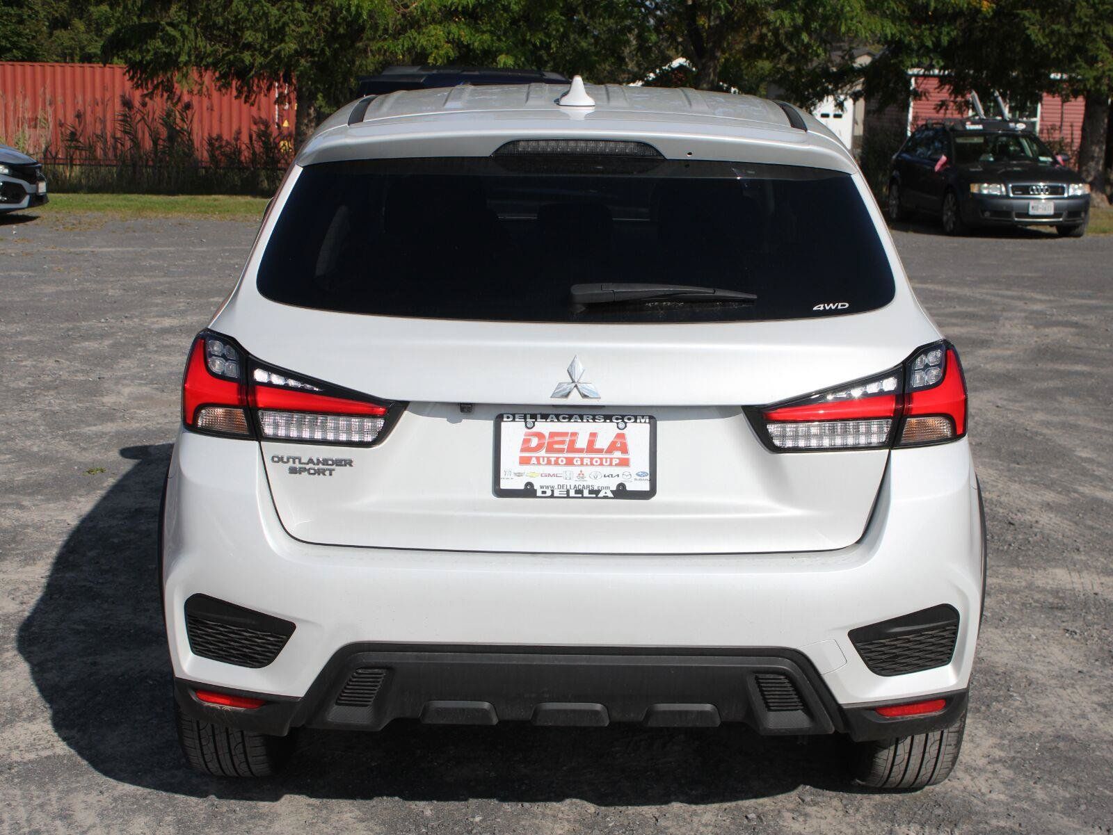 Used 2025 Mitsubishi Outlander Sport ES AWD/4WD image 6