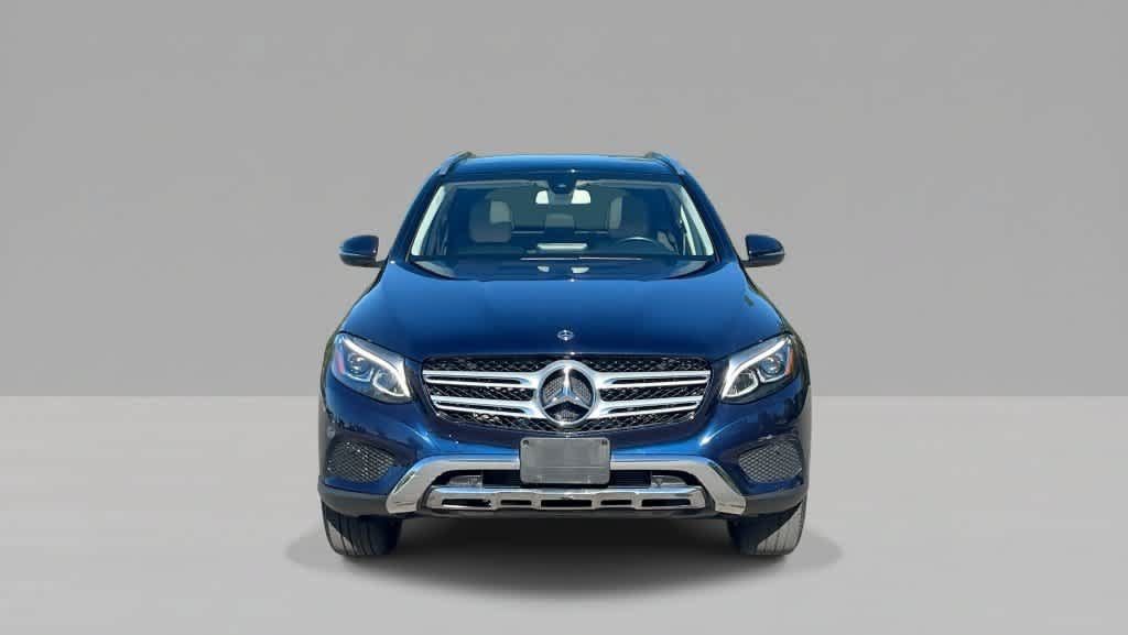 Used 2018 Mercedes-Benz GLC 350e 4MATIC image 3