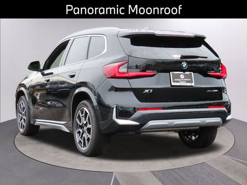 New 2025 BMW X1 xDrive28i w/ Premium Package image 7