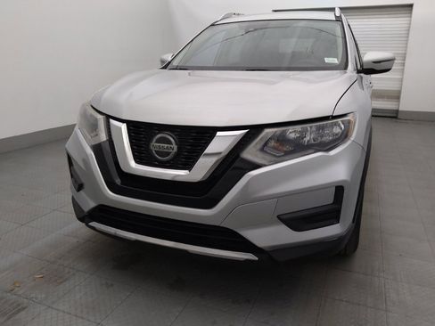 Used 2019 Nissan Rogue SV FWD image 15