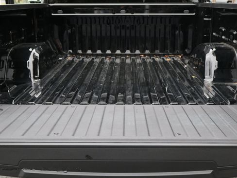 Used 2026 GMC Sierra 1500 Elevation image 38