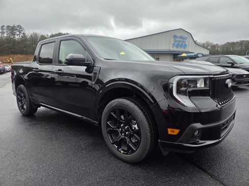 New 2026 Ford Maverick Lobo image 18