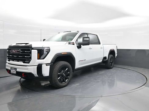 New 2025 GMC Sierra 2500 AT4 w/ AT4 Premium Plus Package image 4