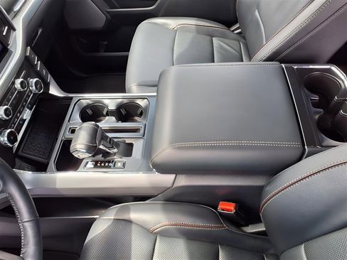 Used 2023 Ford F150 Lariat w/ Equipment Group 502A High image 15