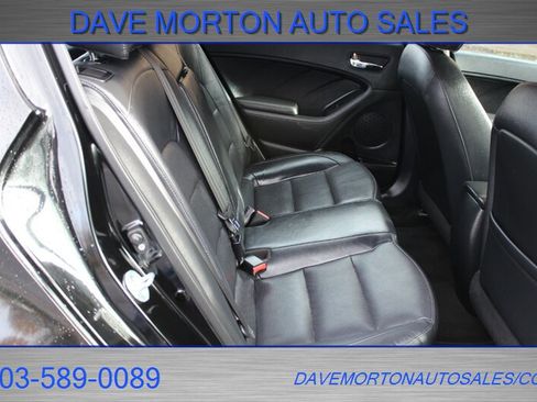 Used 2017 Kia Forte EX image 16