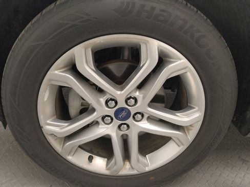 Used 2018 Ford Edge Titanium w/ Equipment Group 301A image 31