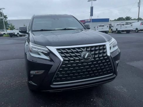 Used 2021 Lexus GX 460 Premium w/ Premium Package AWD/4WD image 3