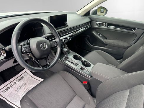 Used 2023 Honda Civic EX image 4