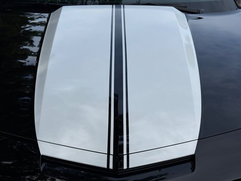 Used 2010 Chevrolet Camaro SS RWD image 13