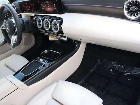 New 2026 Mercedes-Benz CLA 250 image 33