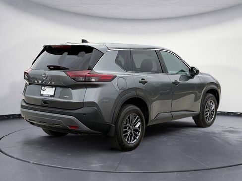 Used 2023 Nissan Rogue S image 7