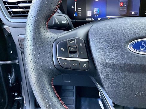 Certified 2023 Ford Escape ST-Line w/ Tech Pack #1 image 17