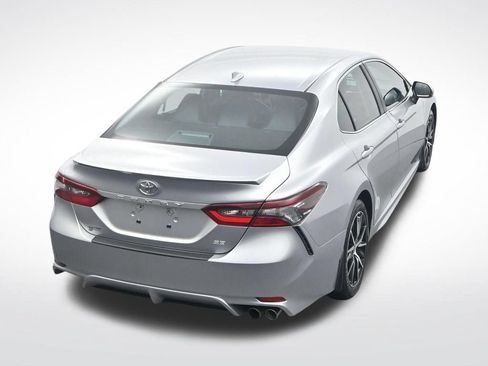 Used 2022 Toyota Camry SE FWD image 34