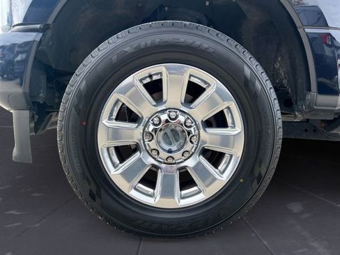 Certified 2022 Ford F350 Platinum image 14