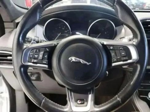 Used 2020 Jaguar F-PACE S AWD/4WD image 15