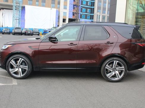 New 2026 Land Rover Discovery Limited Edition AWD/4WD image 22