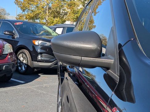 Used 2025 Ford Escape ST-Line image 11