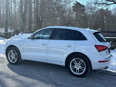Used 2017 Audi Q5 2.0T Premium Plus w/ Technology Package image 15