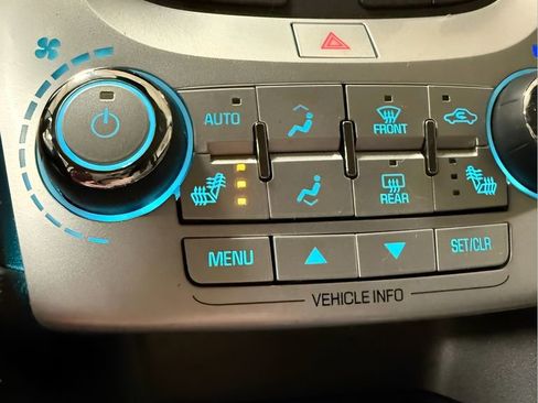 Used 2017 Chevrolet Equinox LT w/ Convenience Package FWD image 32