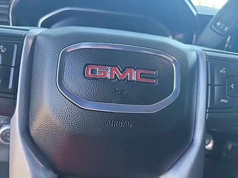 Used 2025 GMC Sierra 1500 SLT RWD image 25