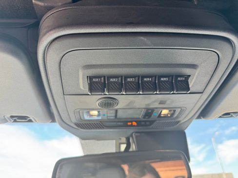 Used 2023 Ford Bronco Black Diamond image 13