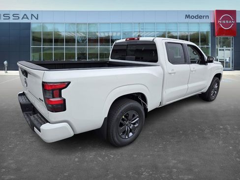 New 2026 Nissan Frontier SV image 5