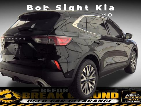 Used 2020 Ford Escape Titanium AWD/4WD image 5