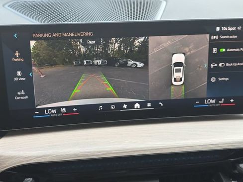 Used 2025 BMW 330i Sedan RWD image 21