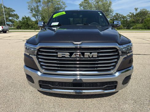 Used 2026 RAM 1500 Laramie AWD/4WD image 7
