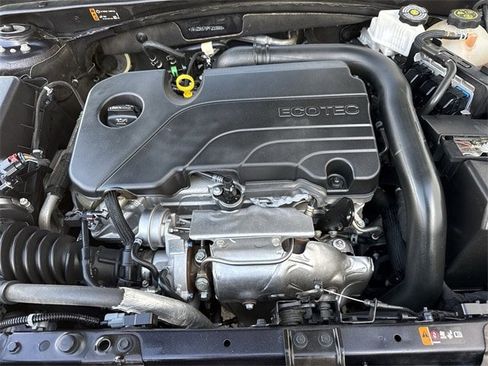 Used 2023 Chevrolet Malibu LT image 33