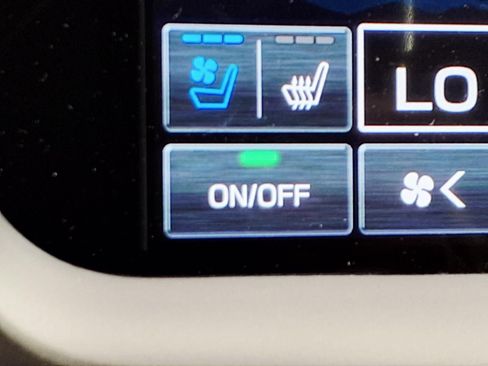 Certified 2025 Subaru Outback Touring AWD/4WD image 19