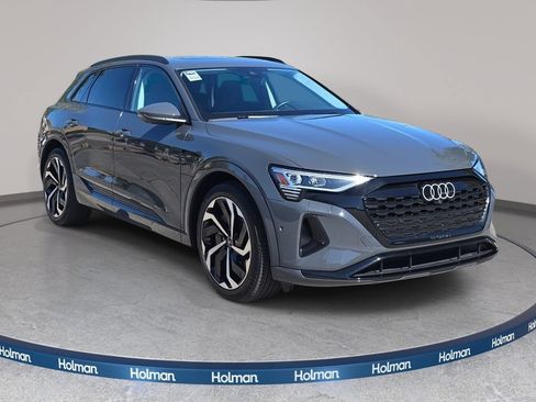 Used 2024 Audi Q8 e-tron Premium Plus w/ Premium Plus Package AWD/4WD image 4