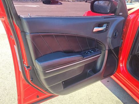 Used 2018 Dodge Charger GT image 6