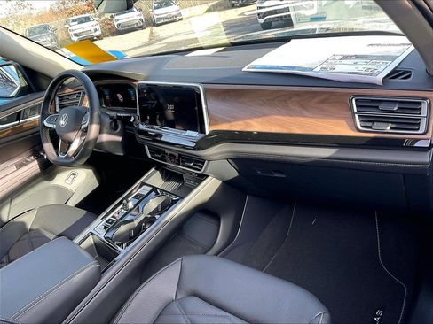 New 2026 Volkswagen Atlas SE AWD/4WD image 10