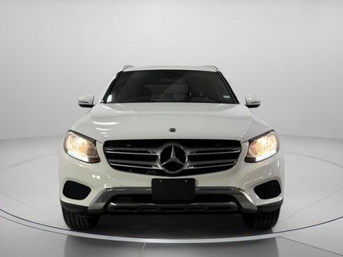 Used 2019 Mercedes-Benz GLC 300 4MATIC image 7
