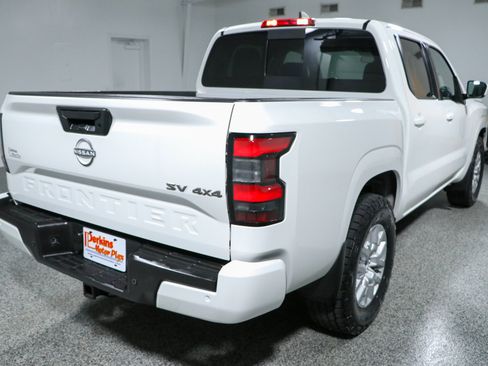 Used 2023 Nissan Frontier SV w/ SV Convenience Package AWD/4WD image 7