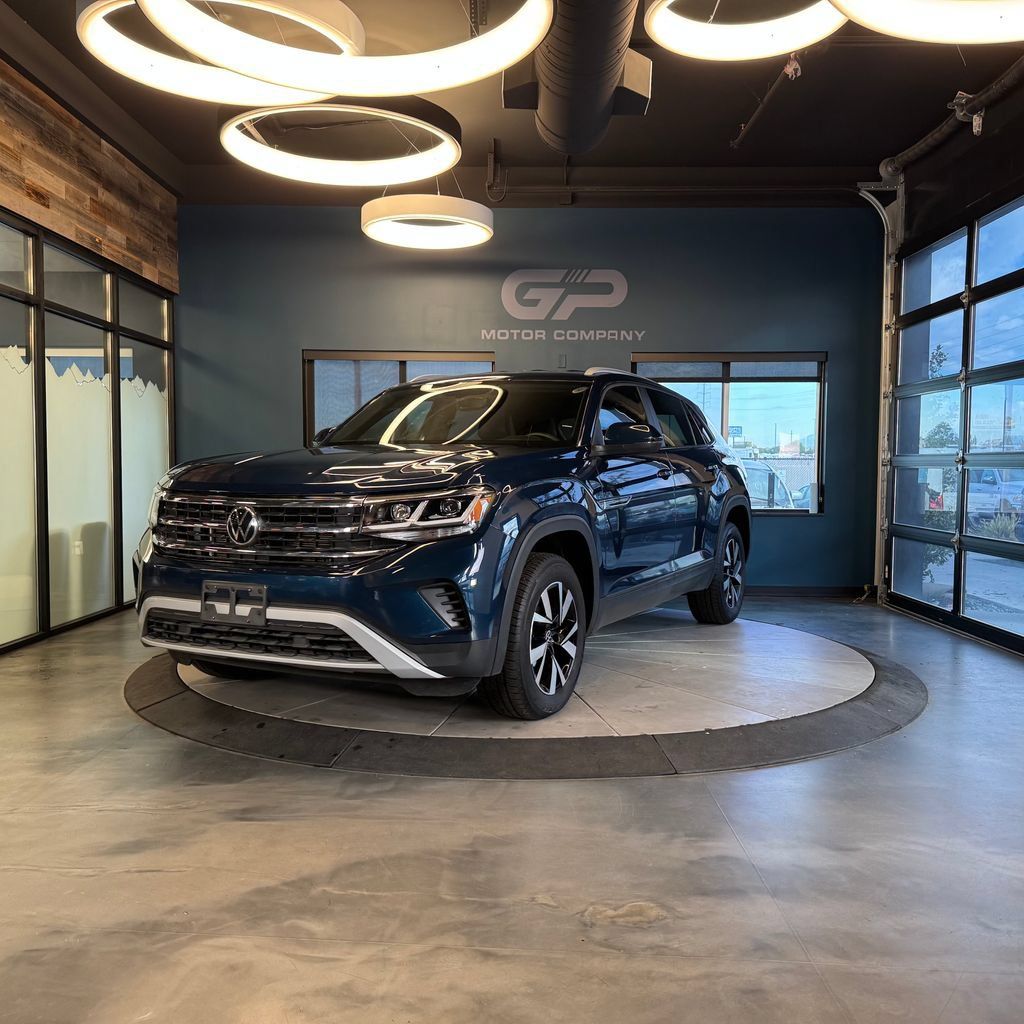 Used 2021 Volkswagen Atlas Cross Sport SE AWD/4WD image 7