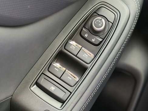 Used 2021 Subaru Forester Limited AWD/4WD image 18