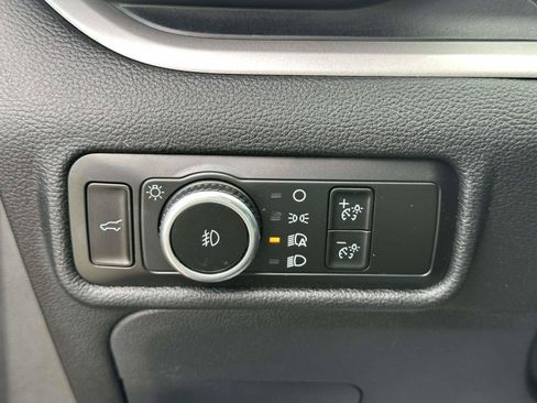 Certified 2023 Ford Explorer XLT w/ Equipment Group 202A AWD/4WD image 33