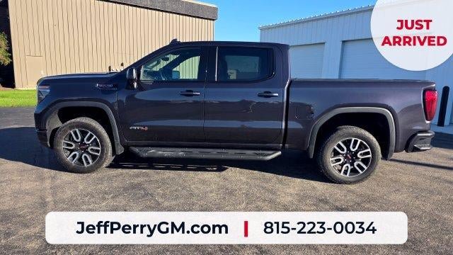 Used 2025 GMC Sierra 1500 AT4 w/ AT4 Premium Package AWD/4WD image 10
