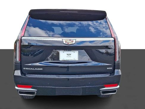 Used 2024 Cadillac Escalade Premium Luxury image 5