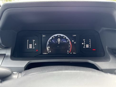 Used 2025 Toyota Tacoma SR5 RWD image 31