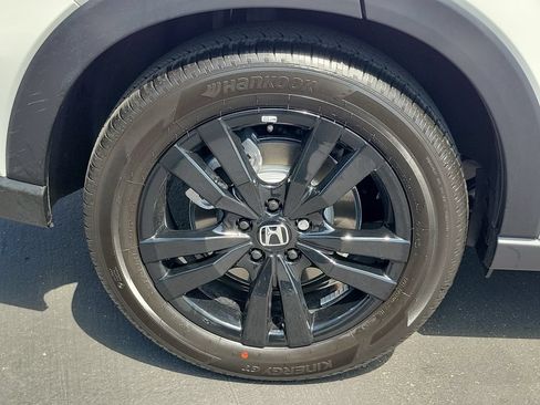 Certified 2026 Honda HR-V Sport image 7
