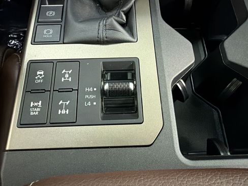 Used 2025 Toyota Land Cruiser w/ Premium Package AWD/4WD image 18